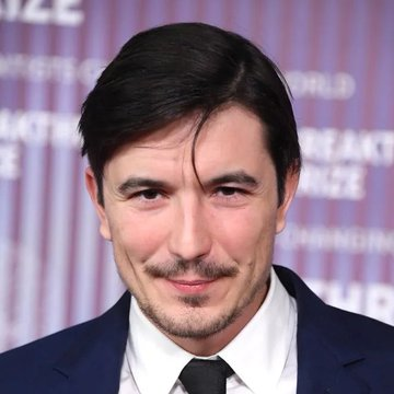 Robinhood Chain tops $1B in daily DEX volume