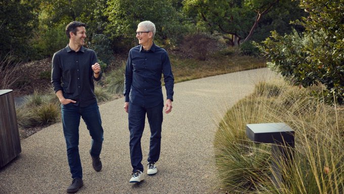 $AAPL Hits Fresh All-Time High, Tops $5 Trillion Valuation Again