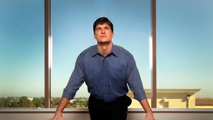 Michael Burry Shifts Position to Put Options on AI Infrastructure Stocks Amid Rising Credit Strain