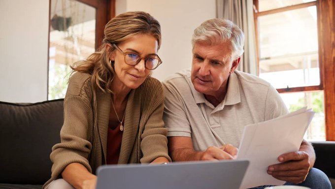Fidelity: 401(k) Balances Hit Record $155,800, But More Workers Are Borrowing Against Them