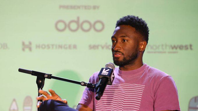 MKBHD Advises Upgraders to Pass on Apple's $1,999 Foldable iPhone Duo