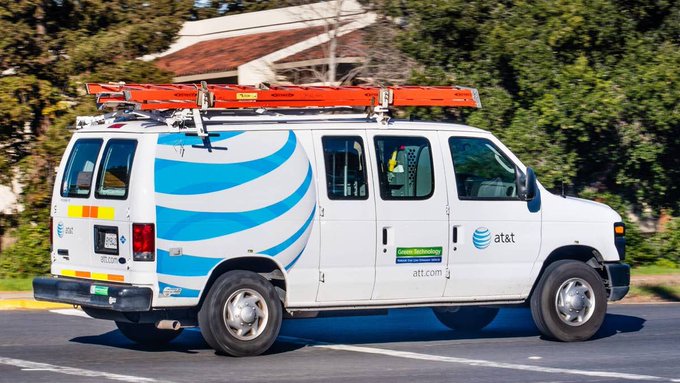 $T Signs $3 Billion Multiyear Fiber Deal With $GLW to Expand Internet Reach to 60 Million Americans by 2030