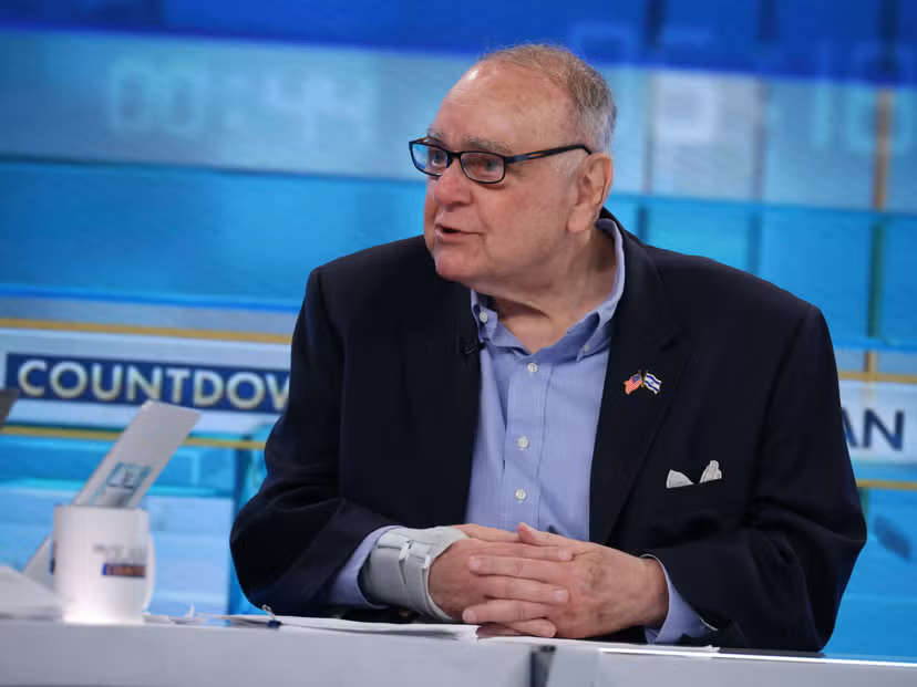 Billionaire Leon Cooperman Warns of 2027 Recession, Says Market Is Overpaying for Future Growth