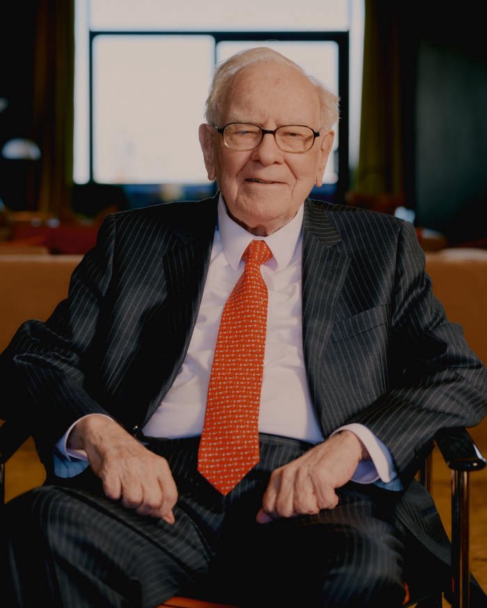 Berkshire Hathaway Boosts Alphabet $GOOGL Stake 83% to Nearly $38B
