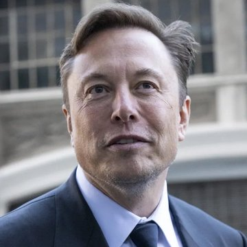 Musk pushes Tesla staff toward Grok