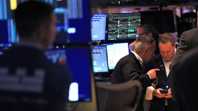 Vanguard, Fidelity Flag Stock-Donation Strategy to Avoid Capital Gains on AI Winners