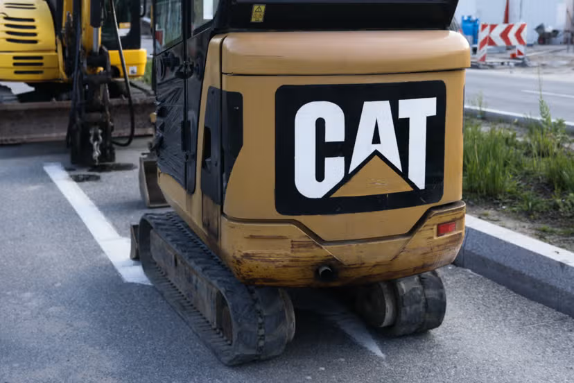 Morgan Stanley Calls $URI Sell-Off a Buying Opportunity Following Caterpillar Dealer Acquisition