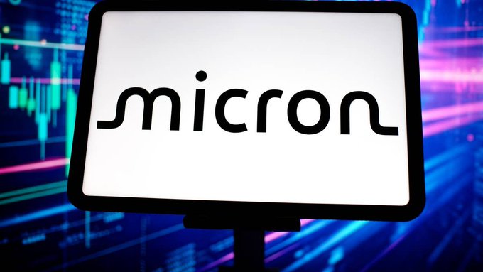 $MU Slides 10% on the Week Amid Chinese Competition Fears, Analysts Call Drop Overblown