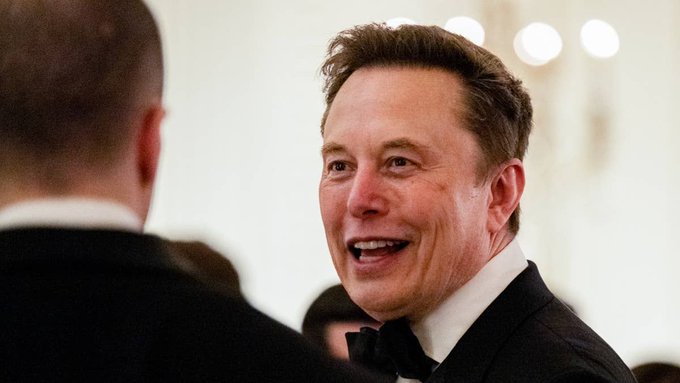 SpaceX Proves Starship’s Commercial Utility with Successful Flight 14 and Starlink V3 Deployment