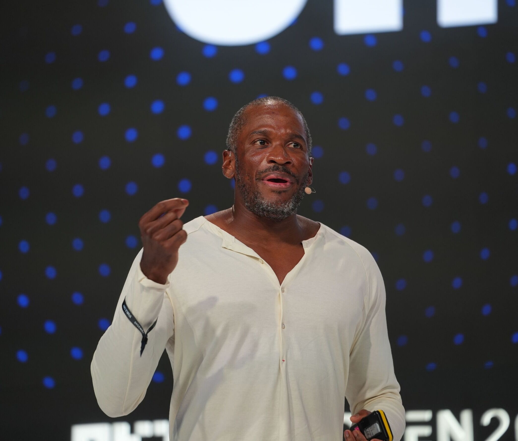 Arthur Hayes Says AI Agents Will Power the Next Wave of the Economy