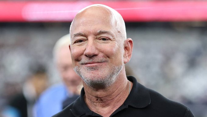 Jeff Bezos Holds 879.3 Million Shares of $AMZN, Valued at Over $219 Billion