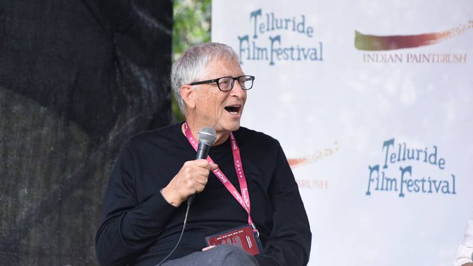 Bill Gates Warns of a 20-Year AI Adjustment Period and an Eventual Era of Abundance