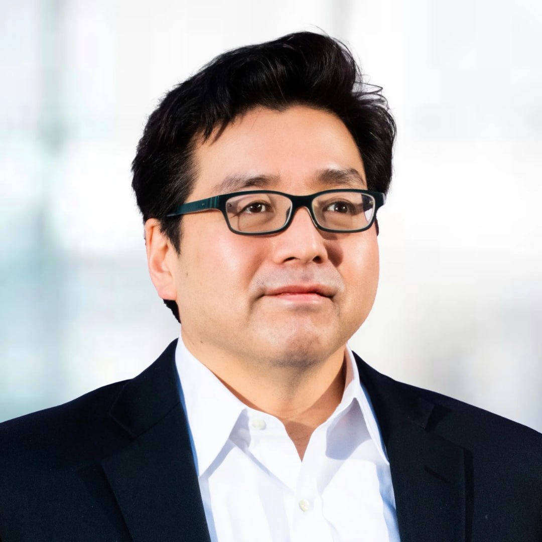 Tom Lee Says Fundamentals Are Holding While Markets Get Fearful, Calling It "a Pretty Good Risk Reward Setup for Investors"