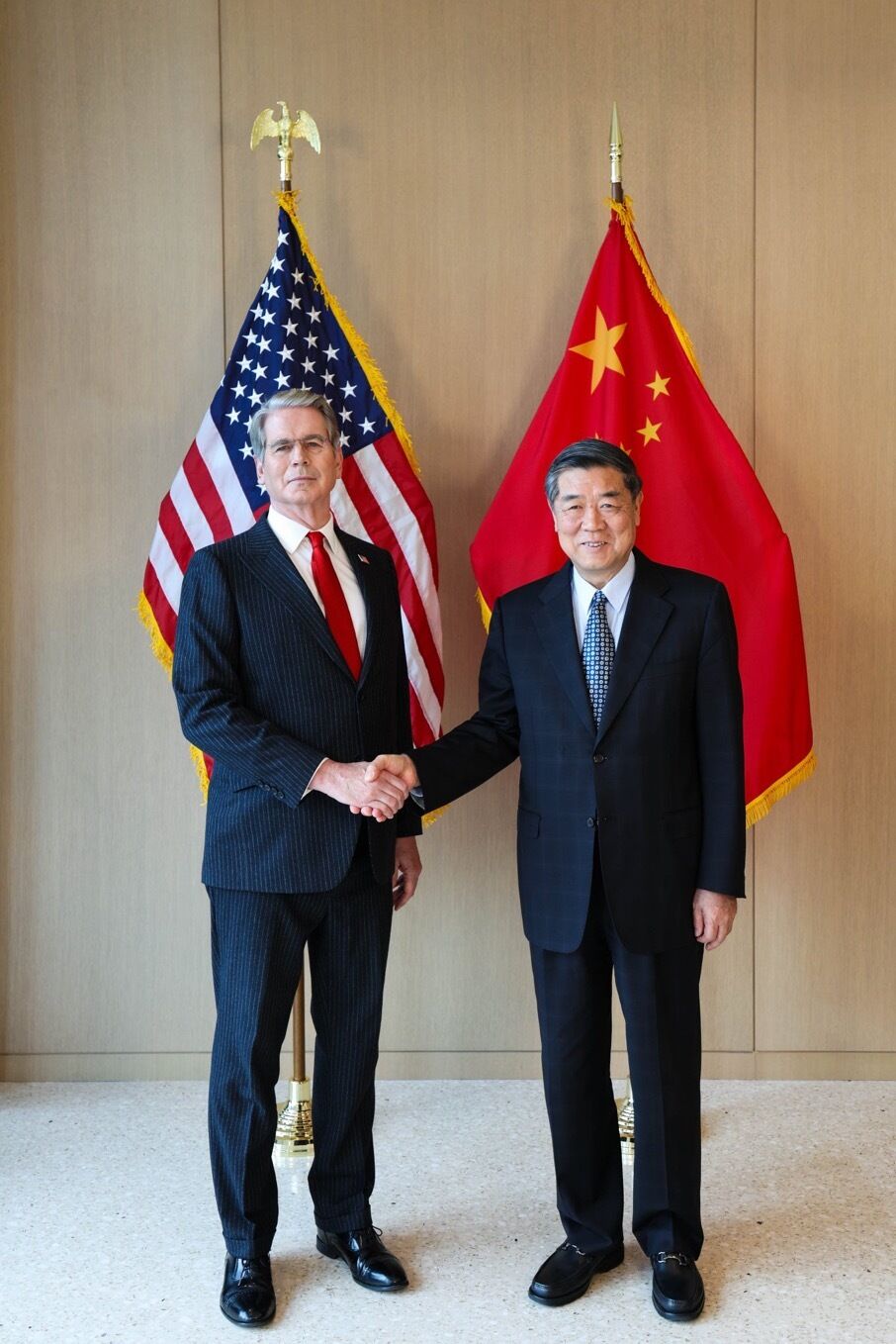Bessent and He Lifeng Continue Trade Talks Ahead of Trump-Xi Summit